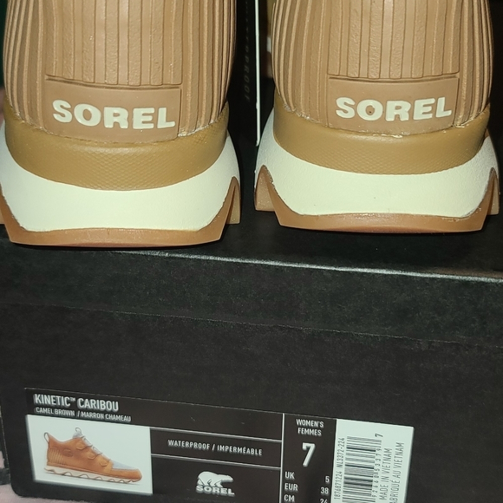 Sorel Boots - Picture 12 of 16